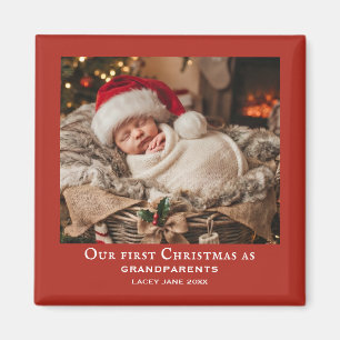 Röda mor- och farföräldrars första jul babyfoto magnet