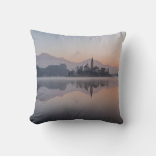 Röda och bruna huset och Vatten Kudde