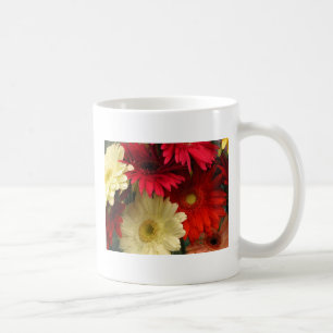Röda och gulaktiga afrikanska daisy för mugg, kaffemugg