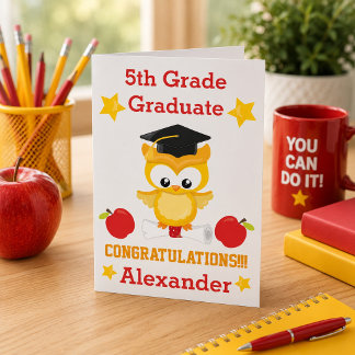 Röda och gyllene gratulationer 5:e klass examen kort