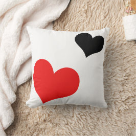 Röda och svarta hjärtan kudde