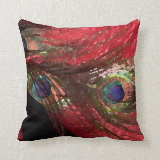 RÖDA PÅFÅGELFJÄDRAR AV LIZ LOZ KUDDE