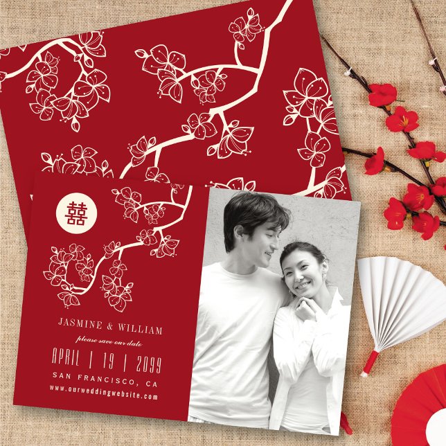 Röda persikoblommor Kinesisk dubbel lycka Foto  Spara Datumet (Red/Ivory Peach/Plum Blossoms Chinese Double Happiness Photo Save The Date Card @ fatfatin_red_knot)