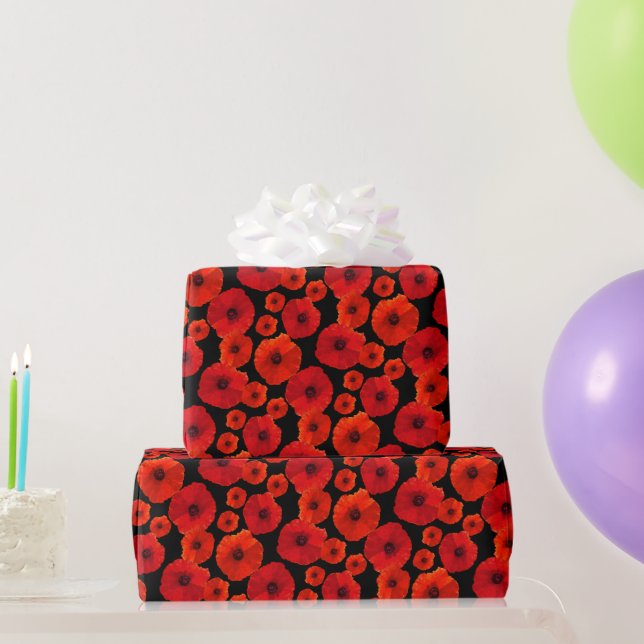 Röda poppies på Black Pattern Birthday Presentpapper (Festgåvor)