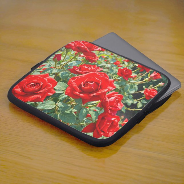 Röda Rosor Bärbar Datorfodral (Laptop sleeve with red roses)