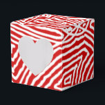 Röda Scribbleprints-mönster Presentaskar<br><div class="desc">Roligt vilt rött mönster.</div>