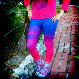 Röda shock rosa blå moln - soluppgång foto fet mod leggings