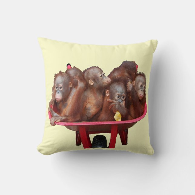 Röda skottkärraOrangutanbabyar Kudde (Framsida)