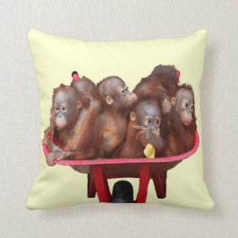 Röda skottkärraOrangutanbabyar Kudde
