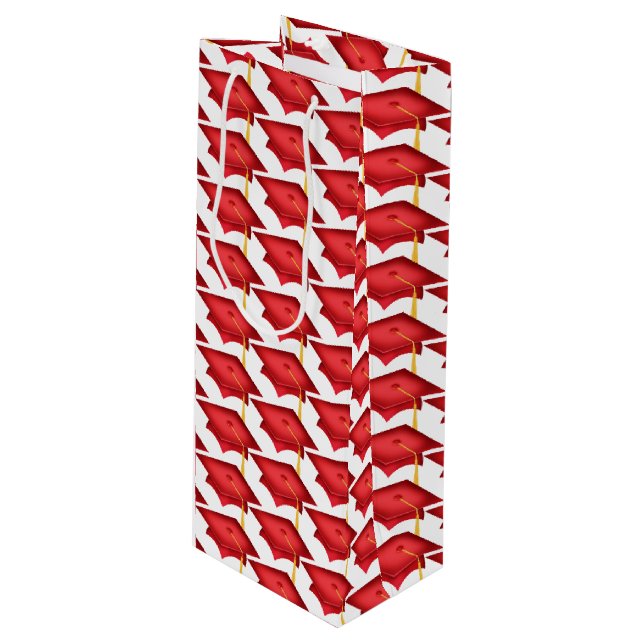 röda studentmössor med guld tassel (Framsidan Vinklad)