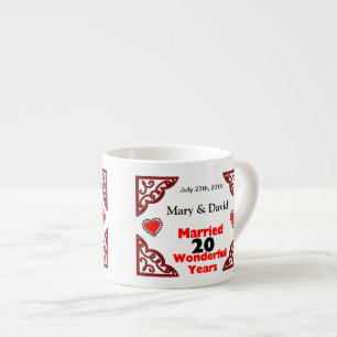 Röda svart hjärtanamn & daterar 20 år årsdag espressomugg