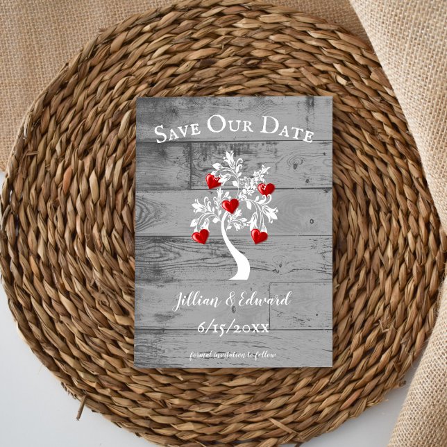 Röda Träd i Hearts Spara datum meddelande (Red Tree of Hearts Save the Date)