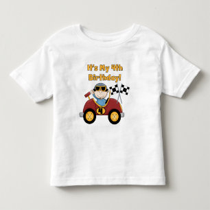 Röda Tshirts och gåvor för 4e födelsedagen fö