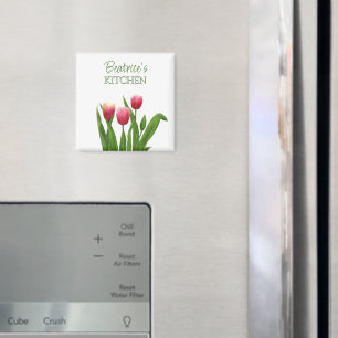 Röda tulpaner med Greenery Magnet