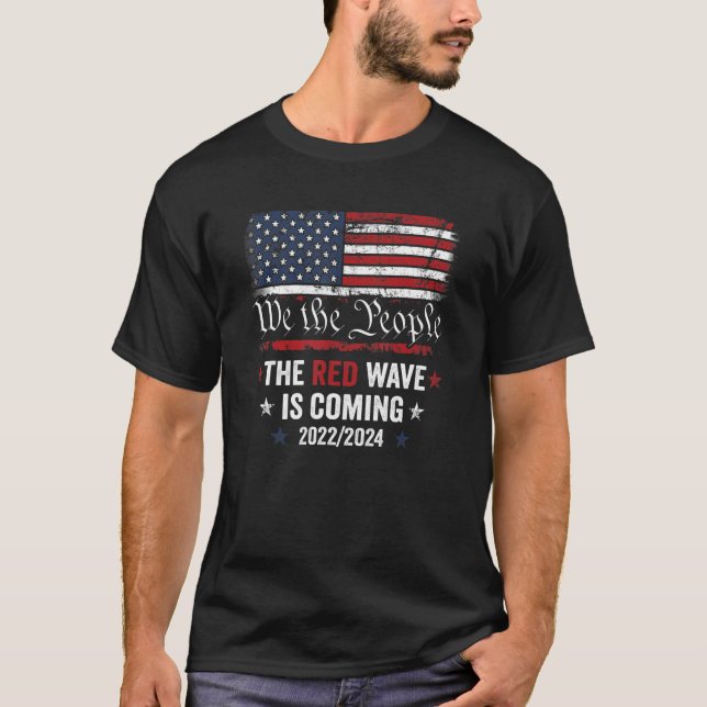 Röda vågen kommer att bli republikansk USA flagga  T Shirt (Framsida)