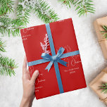 Röda vita abstrakter renar modern jul presentpapper<br><div class="desc">Röd bakgrund,  och en mönster av vit abstrakt,  en linjesren. Anpassa och lägg till ditt namn och år. Text; God jul</div>