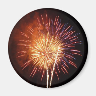 Röda, vita och blå fyrverkerier I Patriotiska Magnet