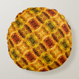 Rödaktig gult biet och alstrande former rund kudde