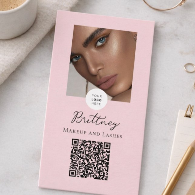 Rödaktig Rosa Skript Logotyp QR-kod Foto Makeup Visitkort (Skapare uppladdad)