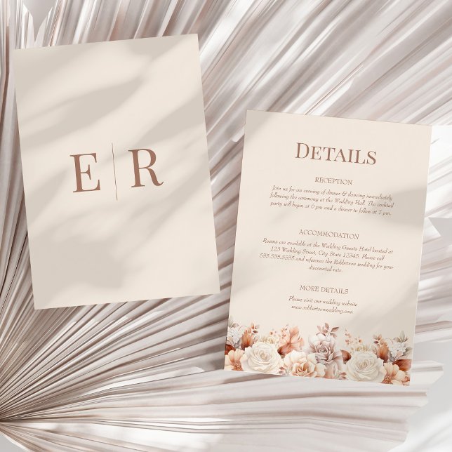 Rodbeige Monogram Bröllopsdetaljkort Inbjudningar (Rose Gold Floral Monogram Details Enclosure Card on a sunny boho neutral dry palm leaf.)