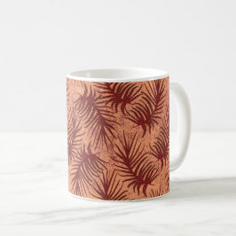 Rödbrun löv på fläckig bakgrund. kaffemugg