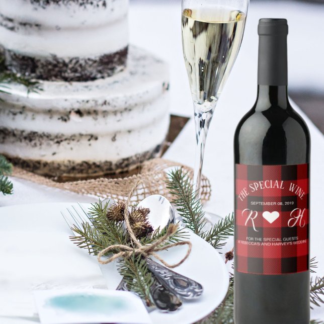 rödbuffel plaid rustik vinterbröllop vinflaska etikett (red buffalo plaid rustic winter wedding wine label)