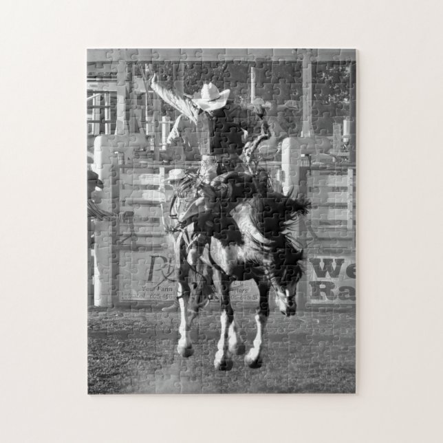 Rodeo Cowboy Buckande Häst 8 Sekunder För Att Säkr Pussel (Vertikal)