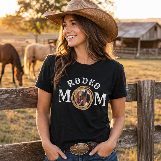 Rodeo Mamma Foto T Shirt (Skapare uppladdad)