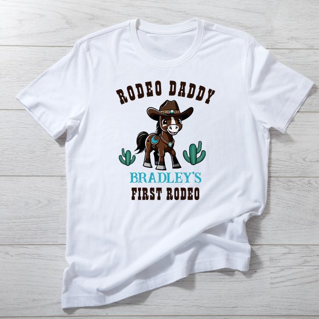 Rodeo pappas cowboyhäst matchande födelsedagsfest t shirt (Rodeo daddy birthday family photoshoot matching t-shirt cowboys horses birthday family shirt)