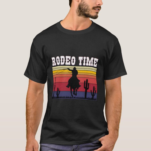 Rodeo Time Cow Horse Lasso Rodeo Time T Shirt (Framsida)