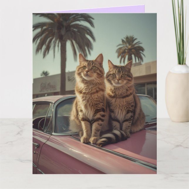 Rödkindad katt & rosa klassisk bil FÖDELSEDAGS Häl Kort (Framsida)