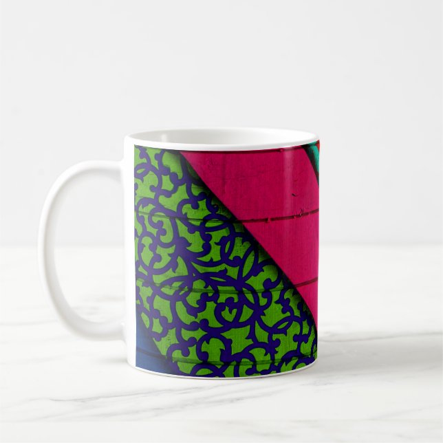 Rödkläder och grönt kaffemugg (Vänster)