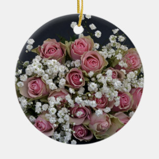 Rodna rosa ros och brudslöja julgransprydnad keramik
