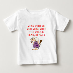 rödnacksskämt tee shirt