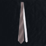Rodnad-n-Svart Slips<br><div class="desc">Denna retro design presenterar ett rodna rosa och svart randigt mönster. Personifiera den. Du väljer alternativnågot liknande de stil-,  format-,  band- och musikbandfärgerna. Skräddarsy den. Lätt tillfoga,  ändra eller ta bort text. Välj stilsorten och stilsortsfärgen,  för. Eller inte. Den är perfekt det rättvist det är långt. Görar randig enkelt.</div>