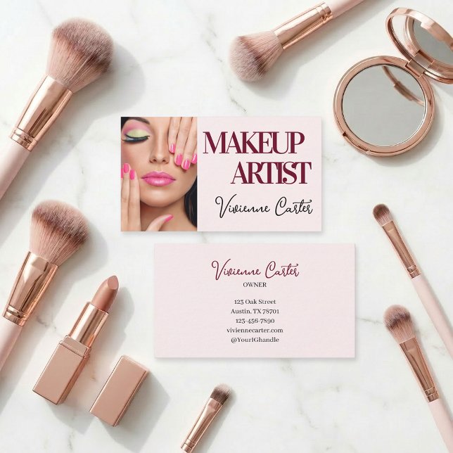 Rodnad Rosa Svart Skript Foto Smink Visitkort (Makeup Artist Blush Pink Business Card with Photo)