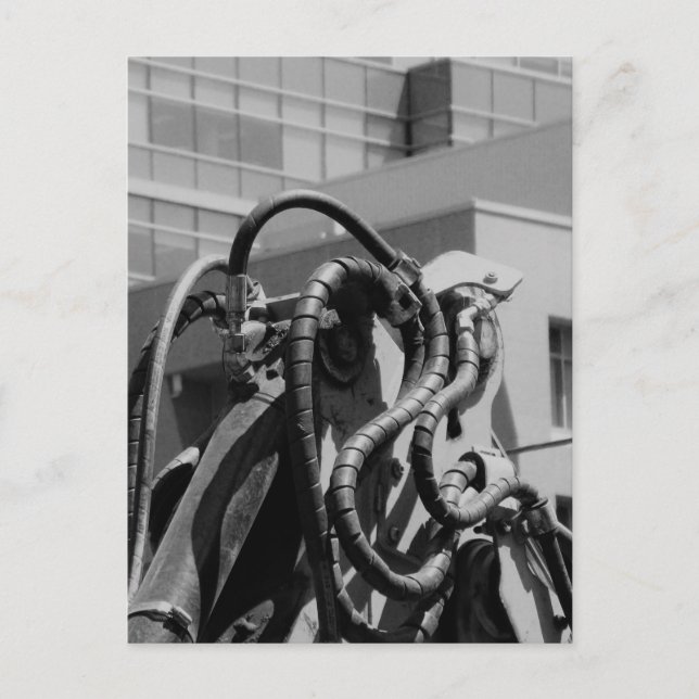 Rödrobotiska, malda maskiner, svartvitt vykort (Framsida)