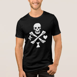 Rödskäggig mans svart t-shirt