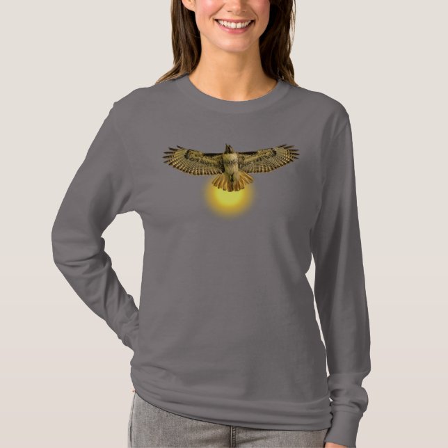Rödstjärtad Vråk Flyger In I Solen T Shirt (Framsida)