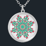 Rogivande Mandala för *~* - läka energi via Anna Silverpläterat Halsband<br><div class="desc">Som en andlig energibotemedel för yrkesmässigt avstånd efter 2001 har I, Anna Rosa, lärt, framkallat och använt driva av energi som läker avsikt. Alla min SMYCKEN MED AVSIKT (R) bär den läka energin av realitetmanifestationen. Denna sterling silver som läker energimandalahalsbandet, är klar att motta din egna personliga avsikt. Centrera &...</div>