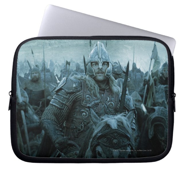 ROHIRRIM™ LAPTOP SLEEVE (Framsidan)