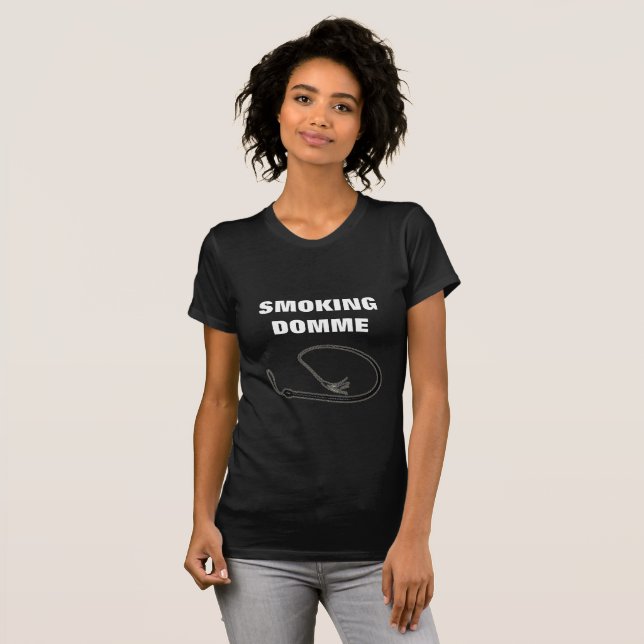 RÖKA DOMME TEE (Hel framsida)