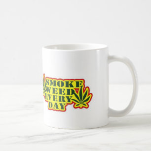 Röka ogräset varje dagkaffemugg kaffemugg