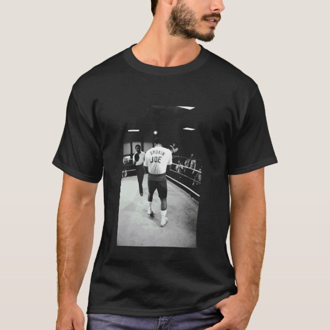 Rökande Joe Frazier Boxare Tränar För 2:a Muhammad T Shirt (Framsida)