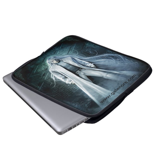 Rökig laptop sleeve (Framre botten)