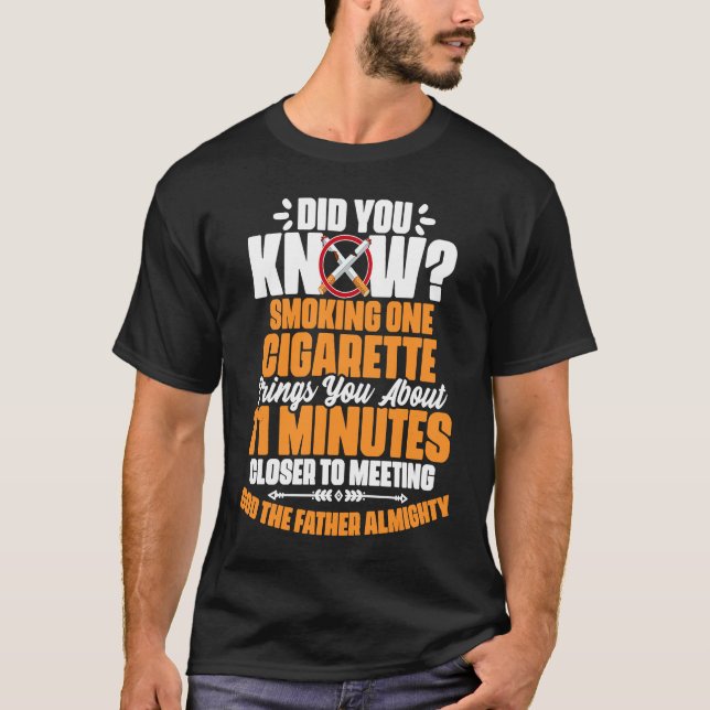 Rökning av en Cigarette-funny anticigarett mot cig T Shirt (Framsida)