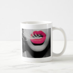 Rökning av munnen kaffemugg