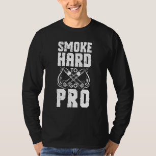 Rökning svårt att köra bil med bil t shirt
