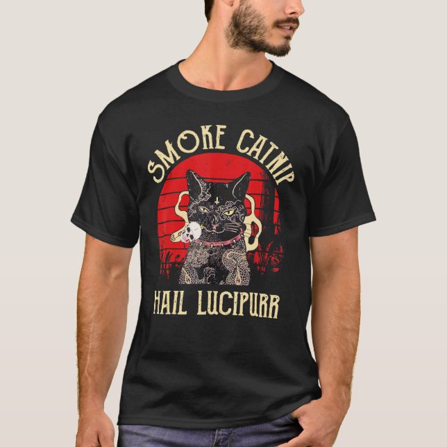 Rökrök Catnip Hail Lucipurr Cat Smoking T Shirt (Framsida)