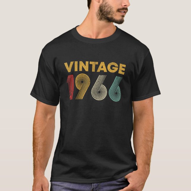 Rolig 60-årsdag Född 1966 Klassisk Design För Vint T Shirt (Framsida)